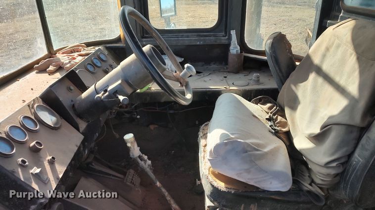 image for item LK9525 Ag-Chem TerraGator  slurry applicator