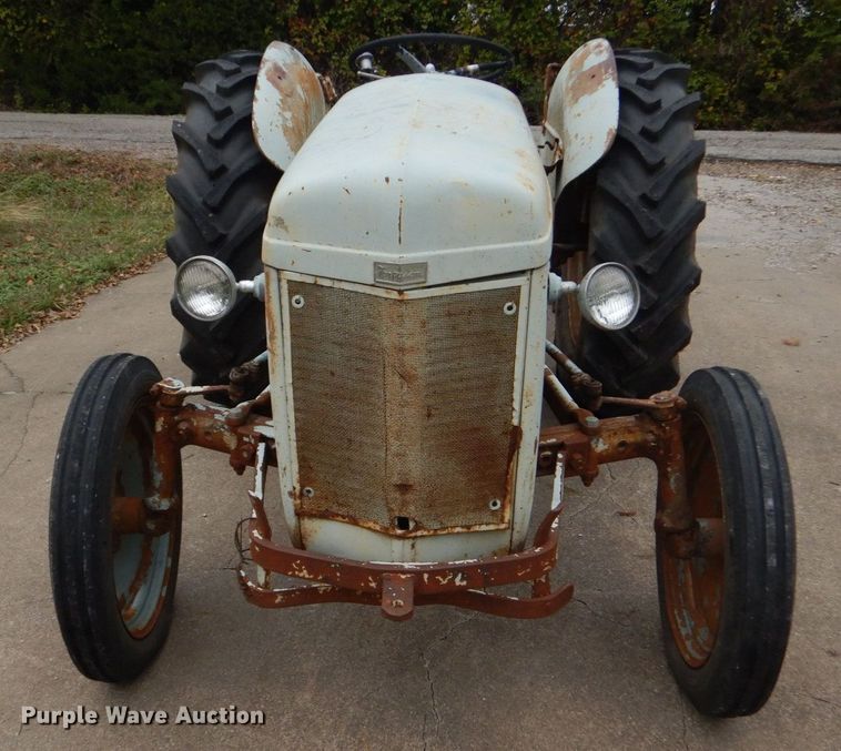 image for item LS9928 1950 Ferguson TO-20  tractor