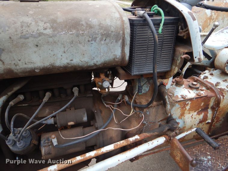 image for item LS9928 1950 Ferguson TO-20  tractor