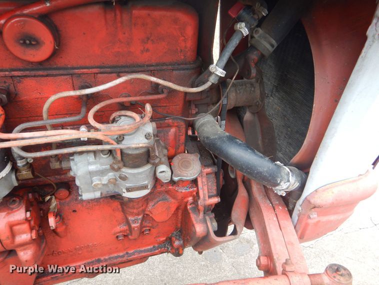 image for item LS9931 Ford 841  tractor