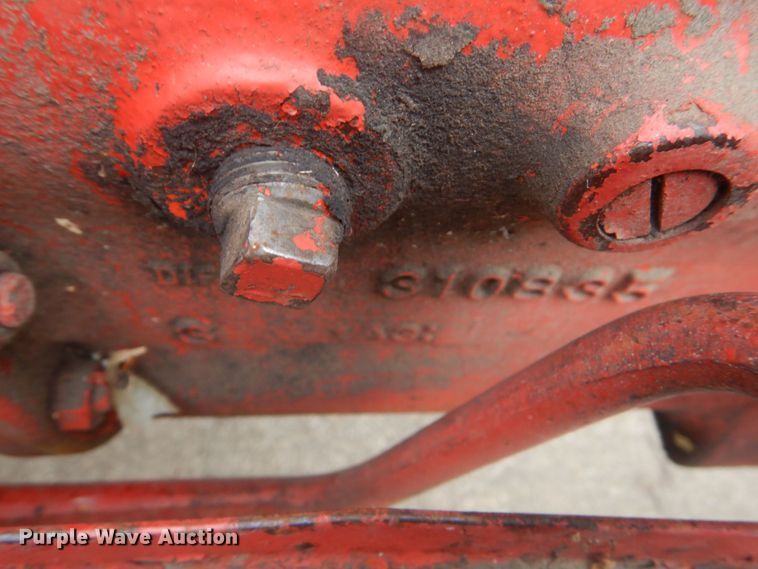 image for item LS9931 Ford 841  tractor