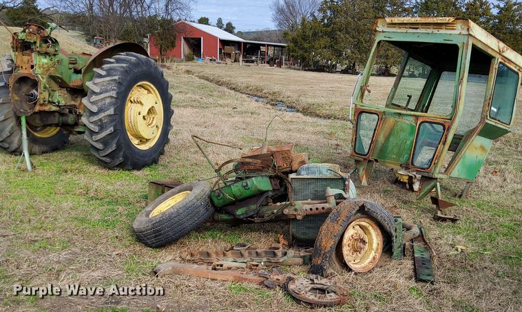 image for item MM9594 John Deere 4010  tractor