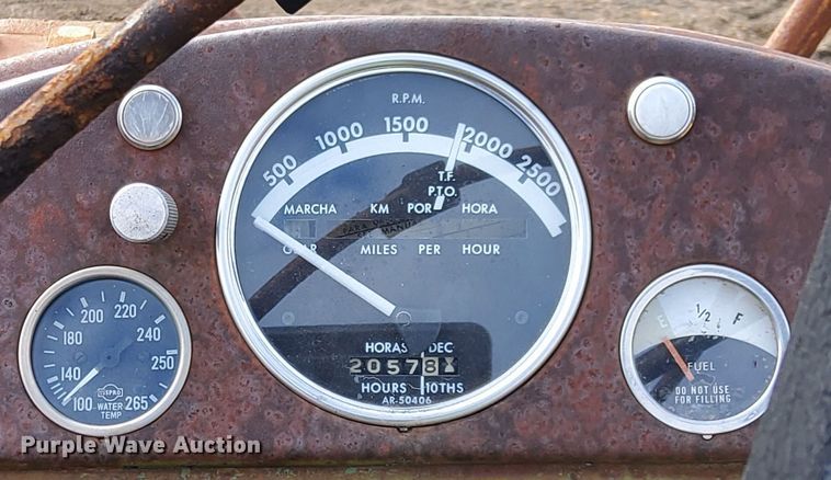 image for item MM9594 John Deere 4010  tractor