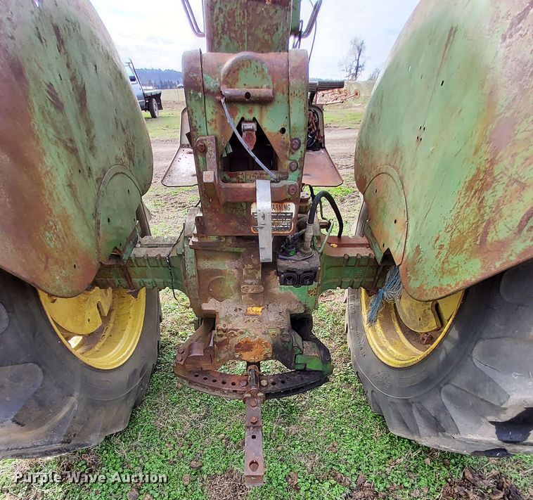 image for item MM9594 John Deere 4010  tractor