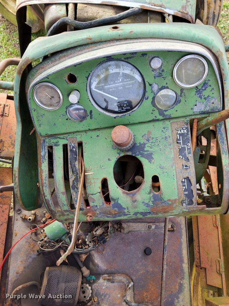 image for item MM9595 John Deere 4020  tractor