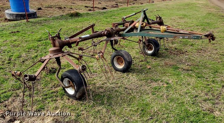 image for item MM9597 JAHR 870  hay rake