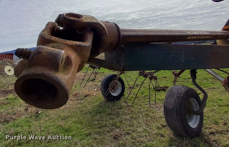 image for item MM9597 JAHR 870  hay rake