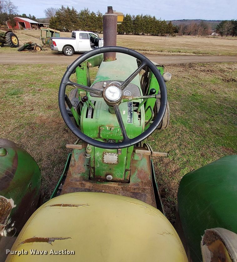 image for item MM9600 John Deere 4010  tractor