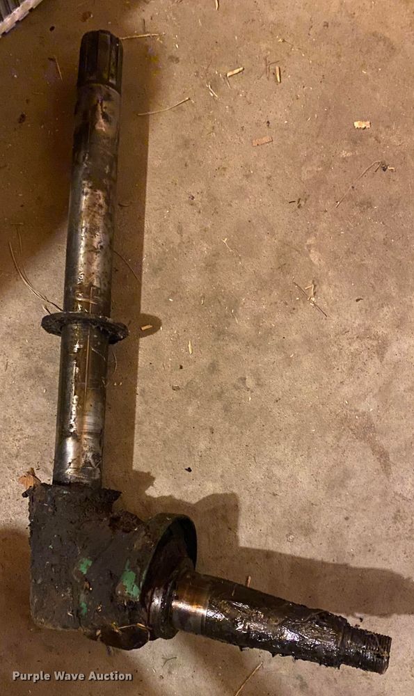 image for item MM9600 John Deere 4010  tractor