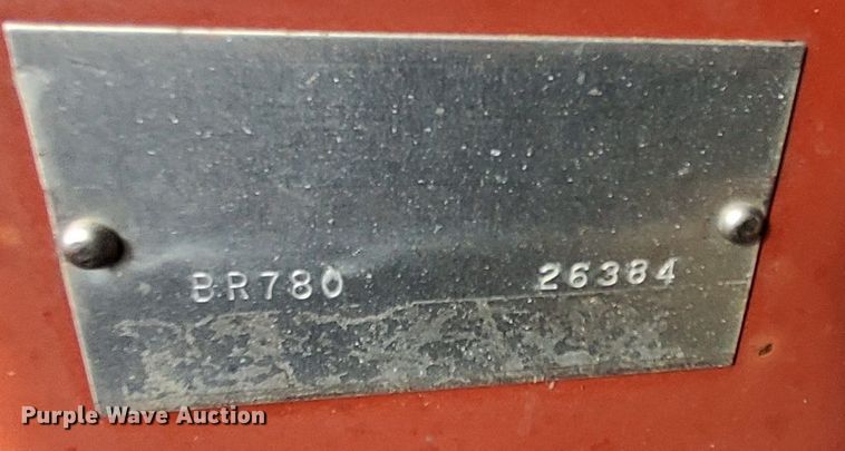 image for item MM9601 2003 New Holland BR780  round baler