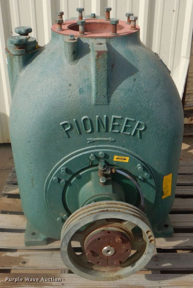 image for item MM9619 Pioneer P8015L1-B-30-4  irrigation pump