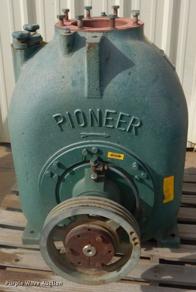 image for item MM9619 Pioneer P8015L1-B-30-4  irrigation pump