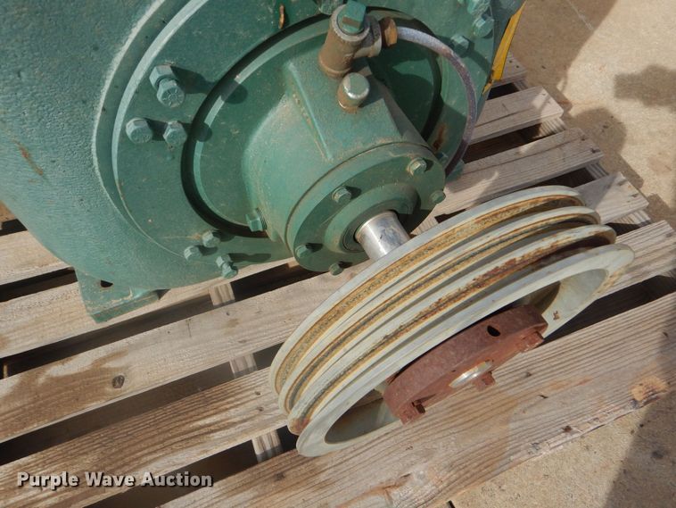 image for item MM9619 Pioneer P8015L1-B-30-4  irrigation pump