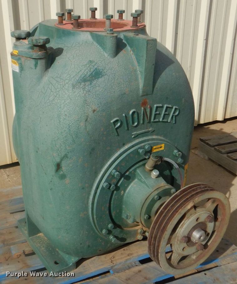 image for item MM9620 Pioneer P8015L1-B-30-4  irrigation pump