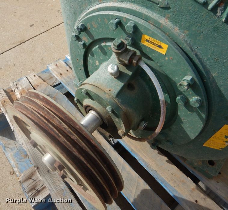 image for item MM9620 Pioneer P8015L1-B-30-4  irrigation pump