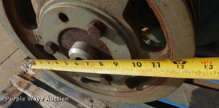 image for item MM9620 Pioneer P8015L1-B-30-4  irrigation pump