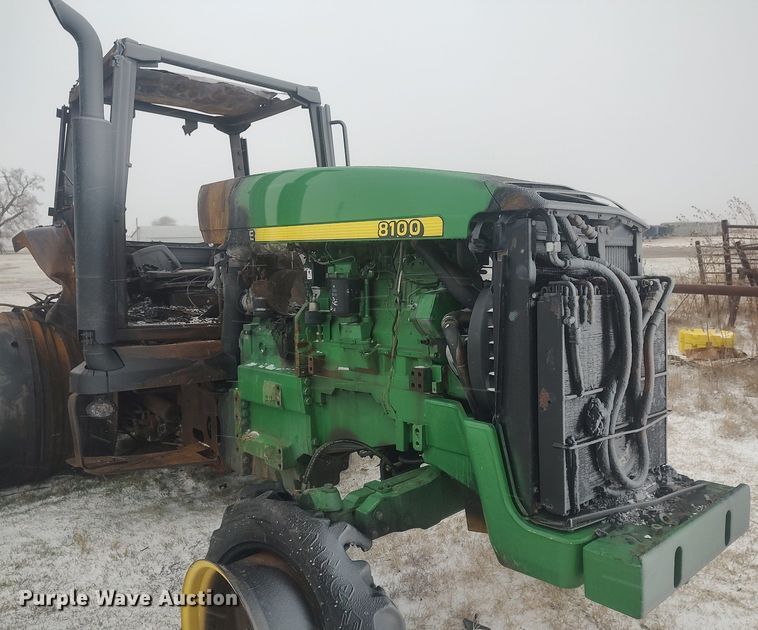 image for item MM9940 1997 John Deere 8100  tractor