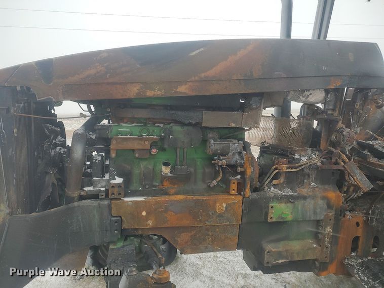 image for item MM9940 1997 John Deere 8100  tractor