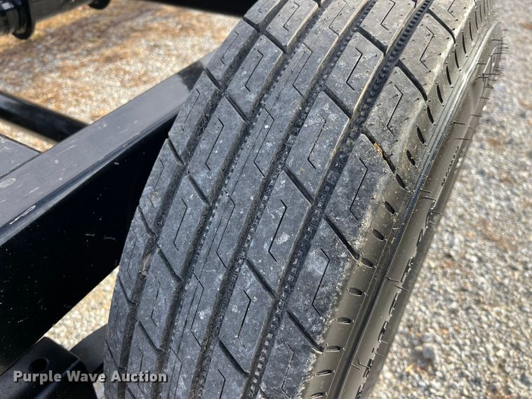 image for item MW9448 2022 DH Farm HT42  hay bale trailer