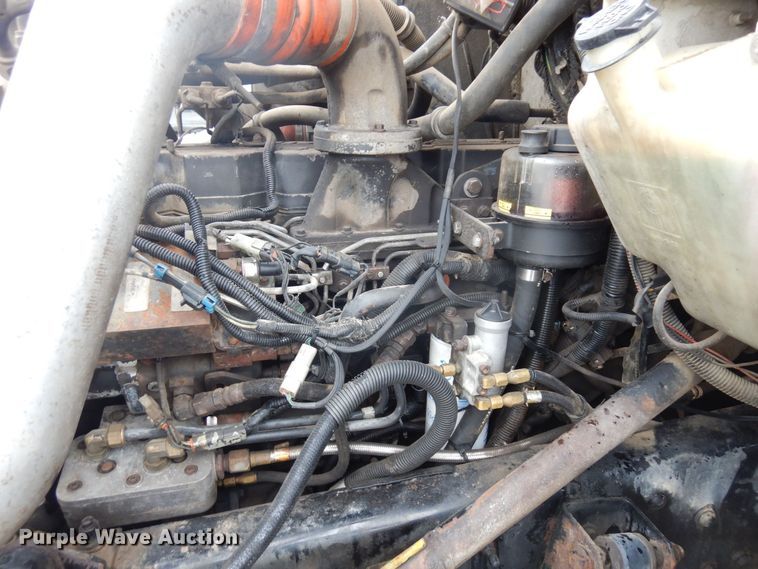 image for item AF9334 1999 Kenworth T300  dump truck