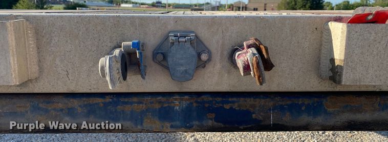 image for item DK6390 1998 Utility Trailers FS2C  flatbed trailer