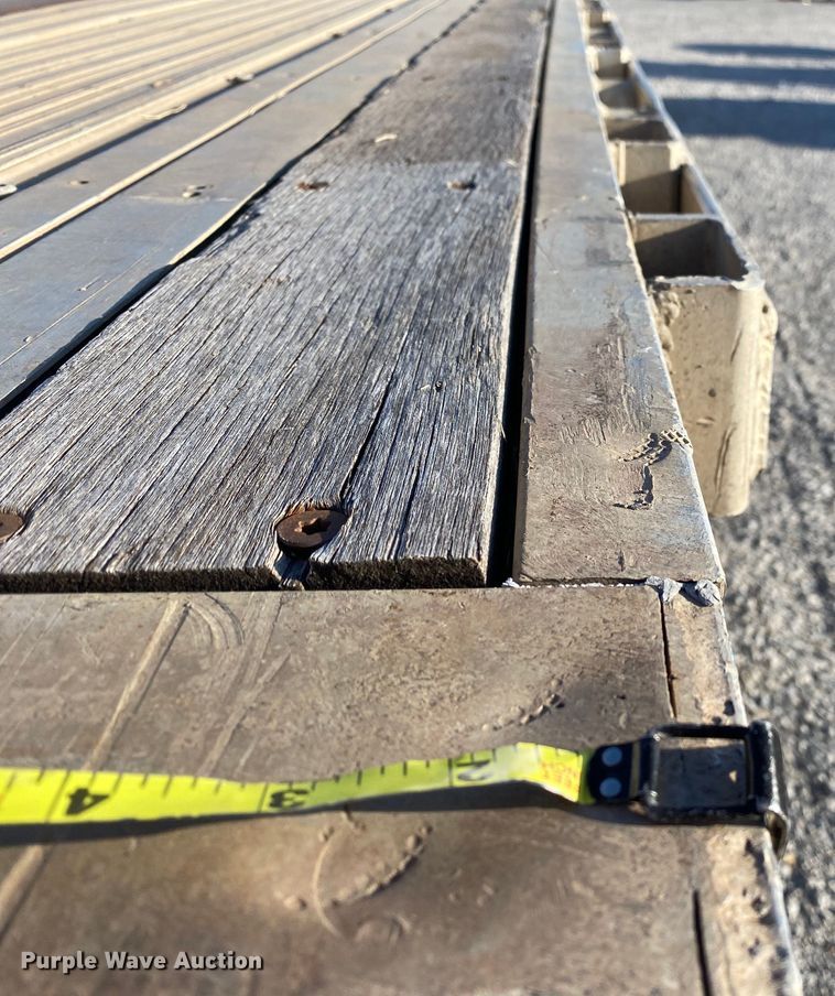 image for item DK6390 1998 Utility Trailers FS2C  flatbed trailer