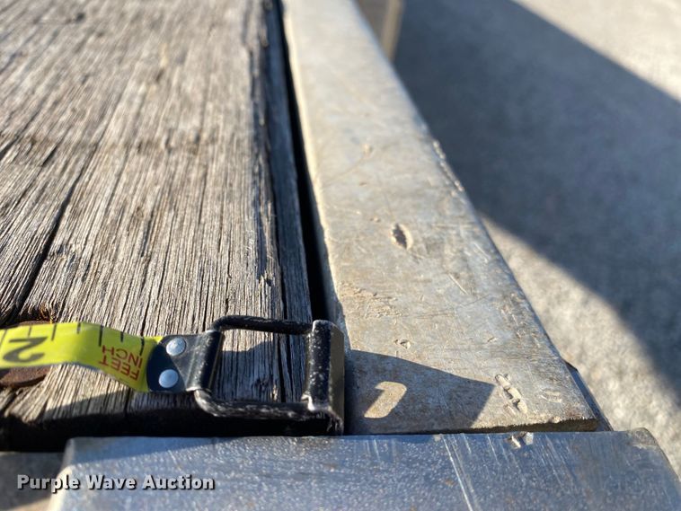 image for item DK6390 1998 Utility Trailers FS2C  flatbed trailer