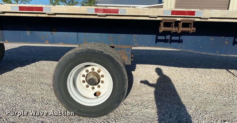 image for item DK6390 1998 Utility Trailers FS2C  flatbed trailer