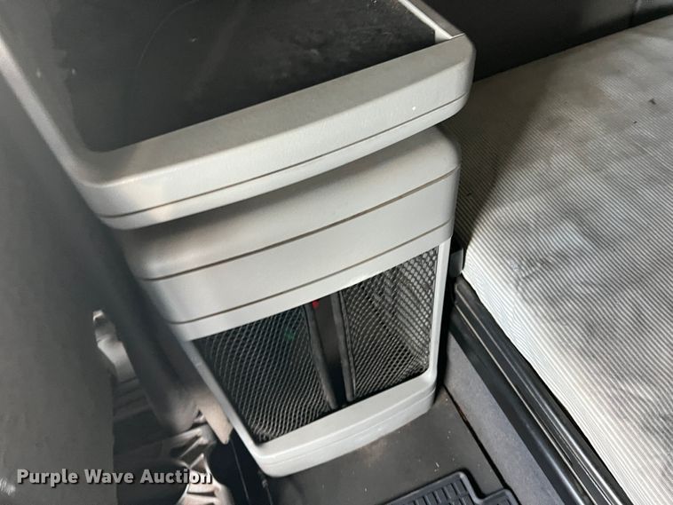 image for item DK7206 2007 Freightliner Columbia  semi truck