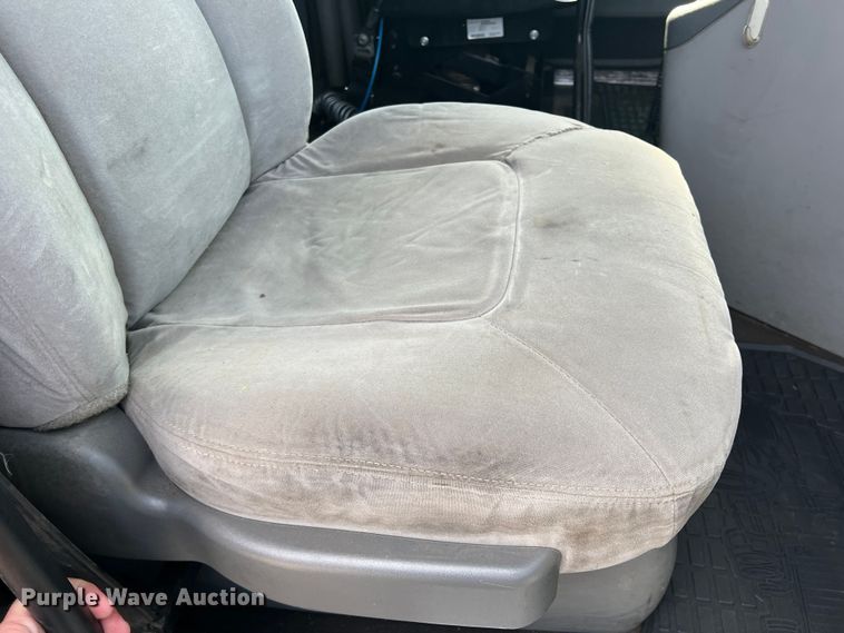 image for item DK7206 2007 Freightliner Columbia  semi truck