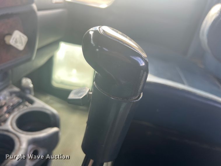 image for item DK7207 2006 Kenworth T800  semi truck