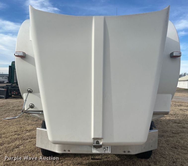 image for item DK7207 2006 Kenworth T800  semi truck