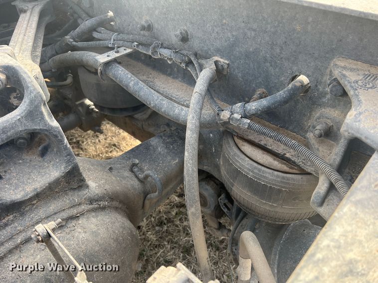 image for item DK7207 2006 Kenworth T800  semi truck