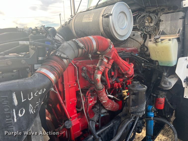 image for item DK7207 2006 Kenworth T800  semi truck