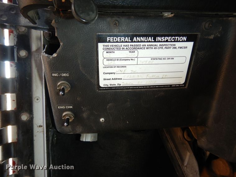 image for item DK7518 1997 Freightliner FLD  semi truck