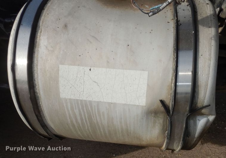 image for item DK7518 1997 Freightliner FLD  semi truck