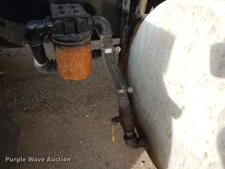 image for item DK7518 1997 Freightliner FLD  semi truck