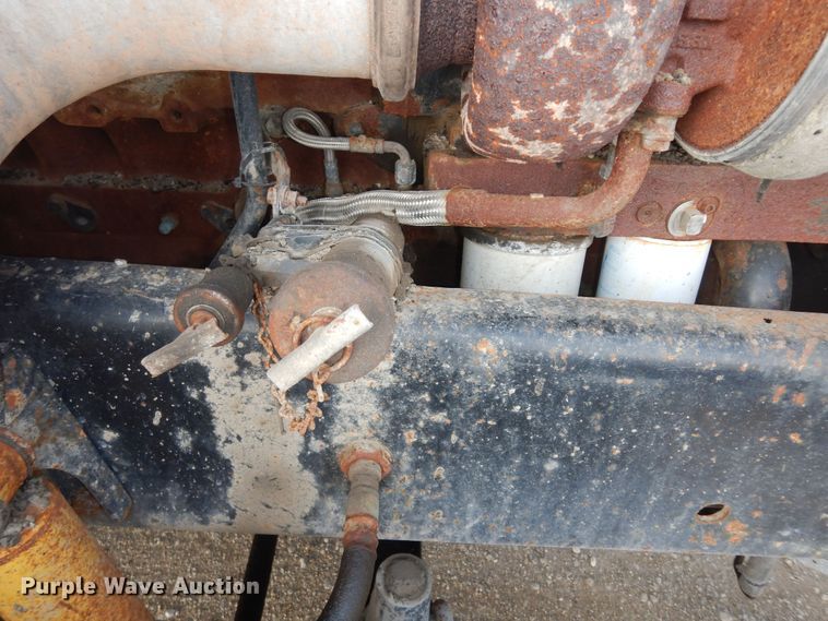 image for item DK7518 1997 Freightliner FLD  semi truck