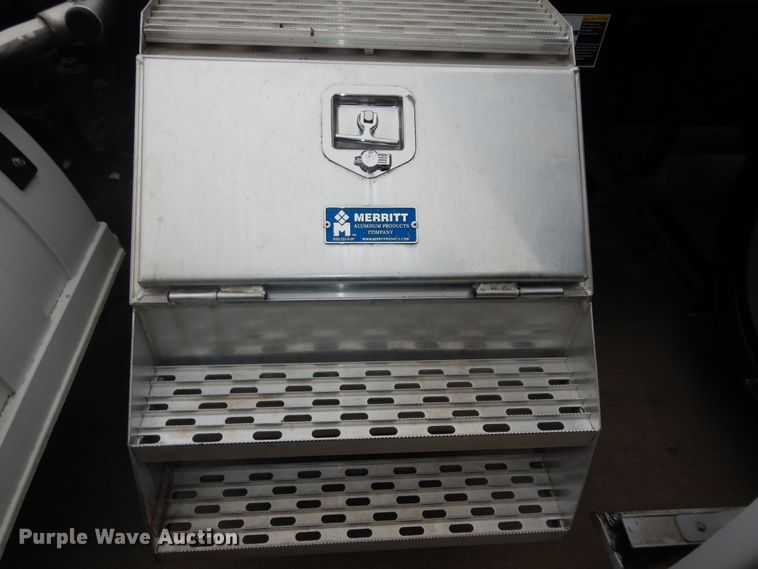 image for item DK7537 2019 Kenworth T680 semi truck