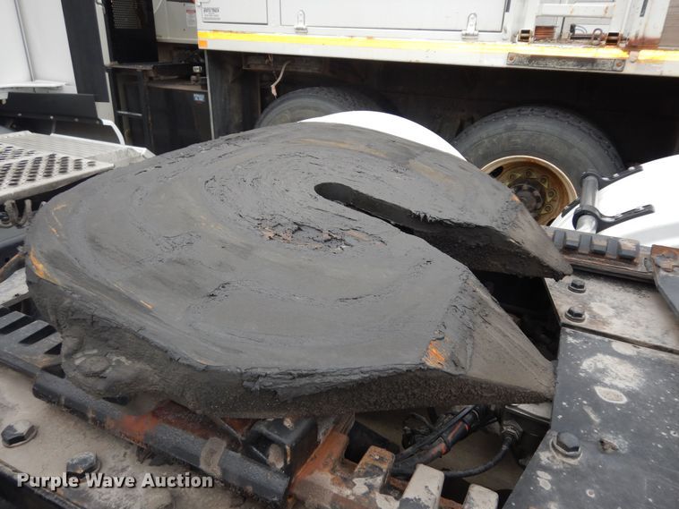 image for item DK7537 2019 Kenworth T680 semi truck