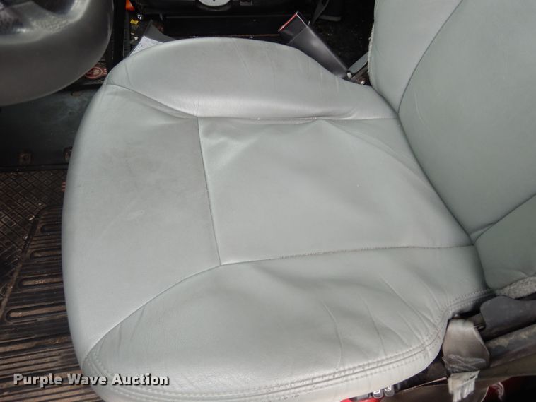 image for item DK7537 2019 Kenworth T680 semi truck