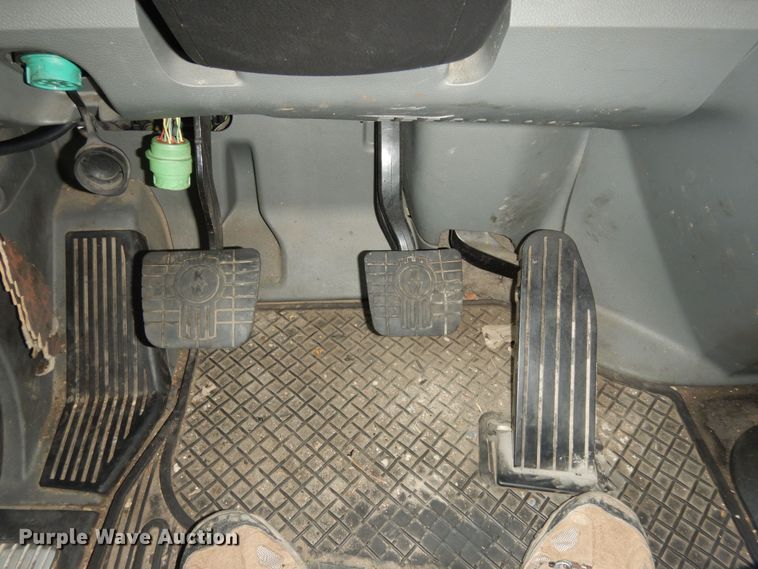 image for item DK7537 2019 Kenworth T680 semi truck