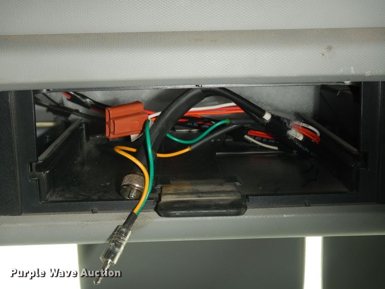 image for item DK7537 2019 Kenworth T680 semi truck