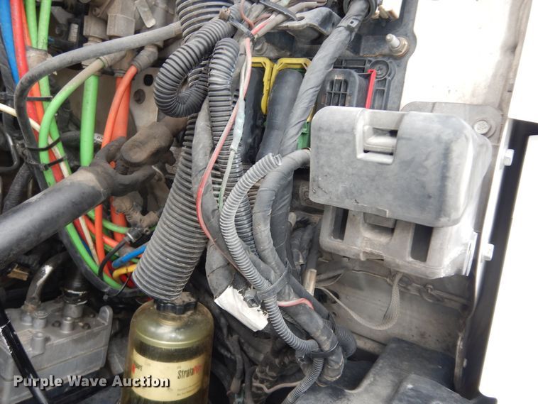 image for item DK7537 2019 Kenworth T680 semi truck