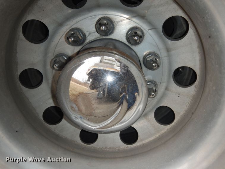 image for item DK7537 2019 Kenworth T680 semi truck