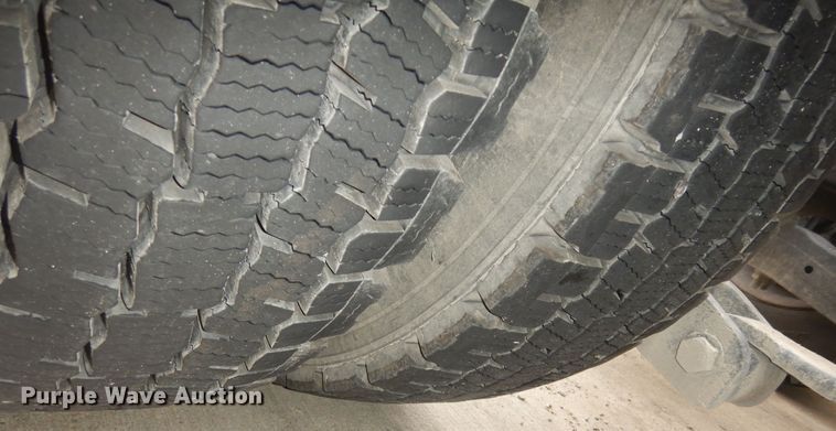 image for item DK7537 2019 Kenworth T680 semi truck