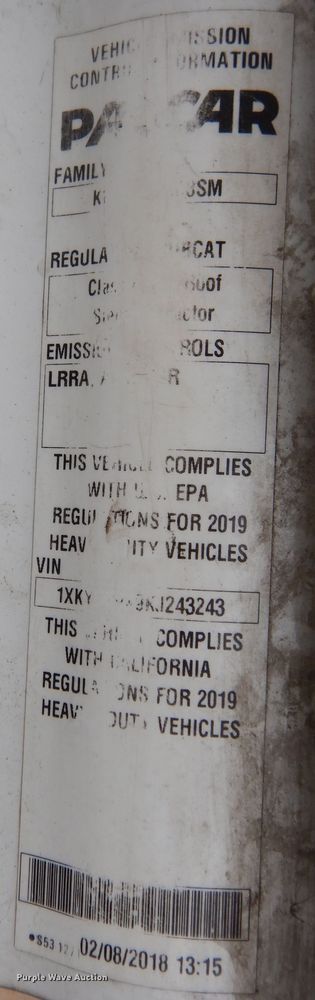 image for item DK7537 2019 Kenworth T680 semi truck