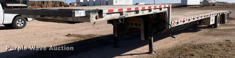 image for item DN4500 2006 Wilson CFD-900  drop deck trailer