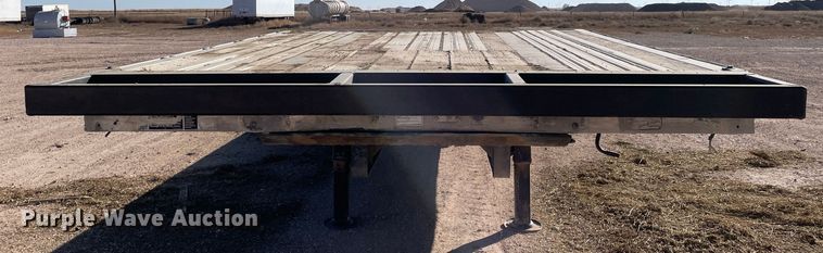 image for item DN4500 2006 Wilson CFD-900  drop deck trailer