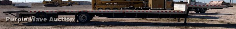 image for item DN4500 2006 Wilson CFD-900  drop deck trailer